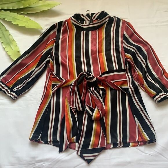 🔥ZARA Multicoloured Striped Top with Tie Belt🔥 - Picture 2 of 10